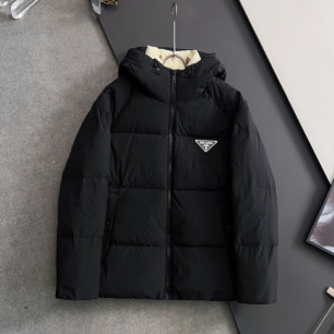 프라다 25FW 다운 재킷