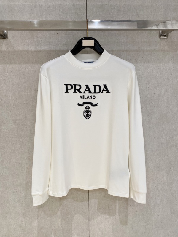 프라다 롱슬리브 이너 티셔츠