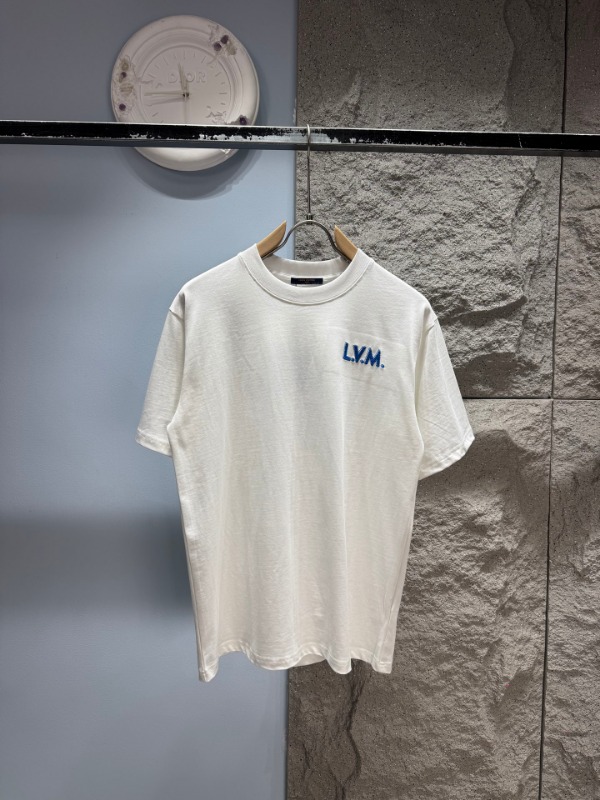 루이비통 L.V.M 자수 로고 반팔 티셔츠