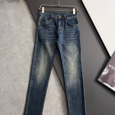 프라다 25SS 워싱 캐주얼 데님 팬츠