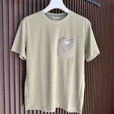 프라다 26 신상 라운드넥 반팔 티셔츠