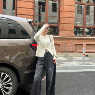 셀린느 26 이른 봄 신상 데님 팬츠
