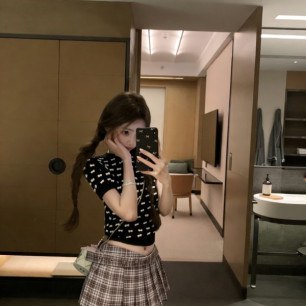 미우미우 26SS 신상 램스킨 스커트