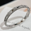 Van Cleef & Arpels 반클 뻬를리 스위트 클로버 브레이슬릿 팔찌