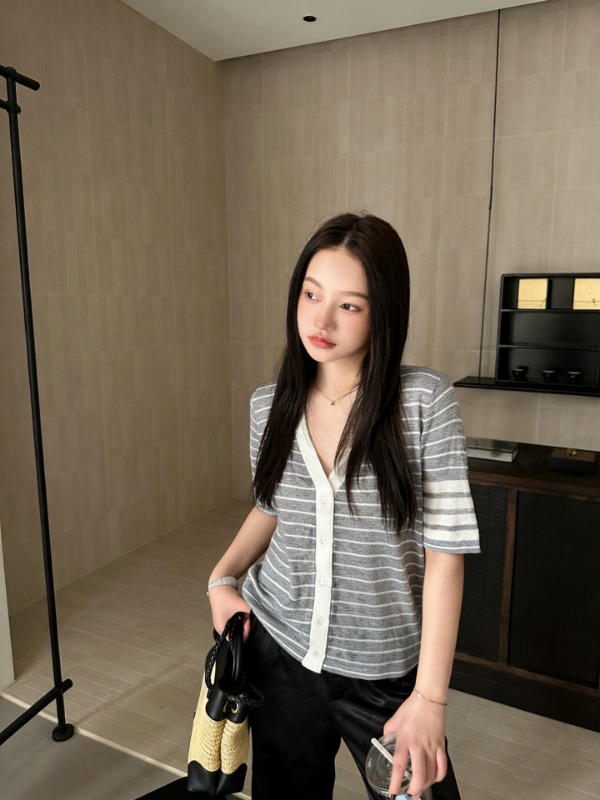 톰브라운 2026 이른 봄 신상 반팔 가디건