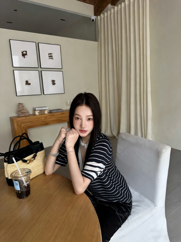 톰브라운 2026 이른 봄 신상 반팔 가디건