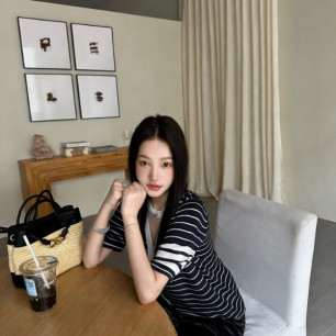 톰브라운 2026 이른 봄 신상 반팔 가디건