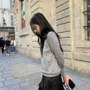 샤넬 2026 봄여름 더블 C 자수 긴팔