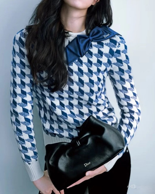 디올 2026 봄여름 리본 스웨터