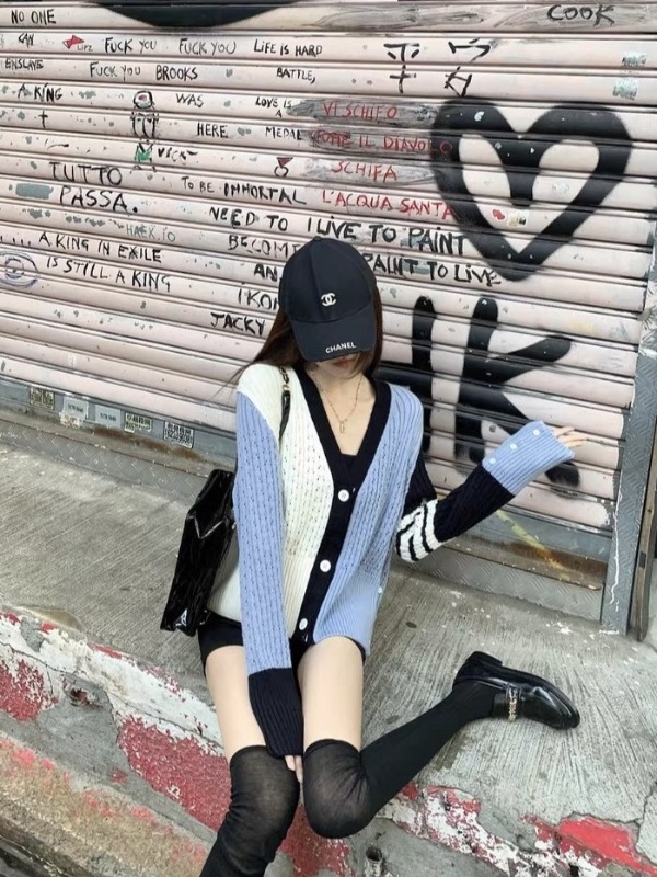 톰브라운 브이넥 울 카디건