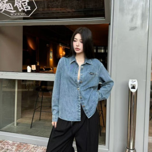 미우미우 2026SS 신상 데님 셔츠