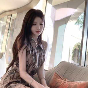 에르메스 신상 홀터넥 원피스