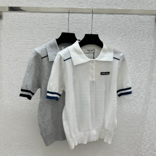 미우미우 이른봄 신상 카라 반팔