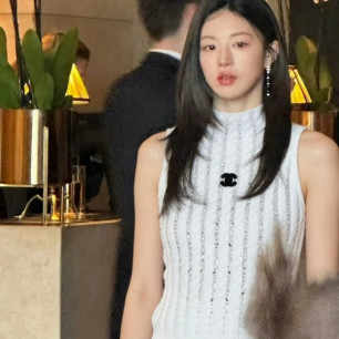 샤넬 2026 신상 민소매