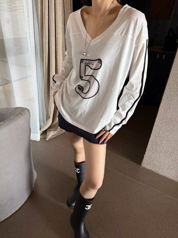 샤넬 26 신상 프린팅 긴팔 티
