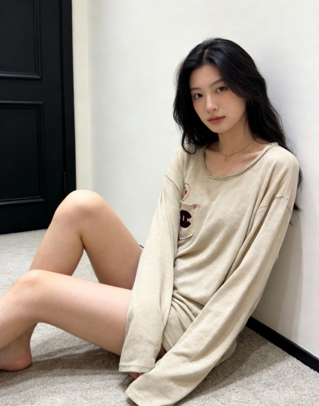 샤넬 26 신상 긴팔 티