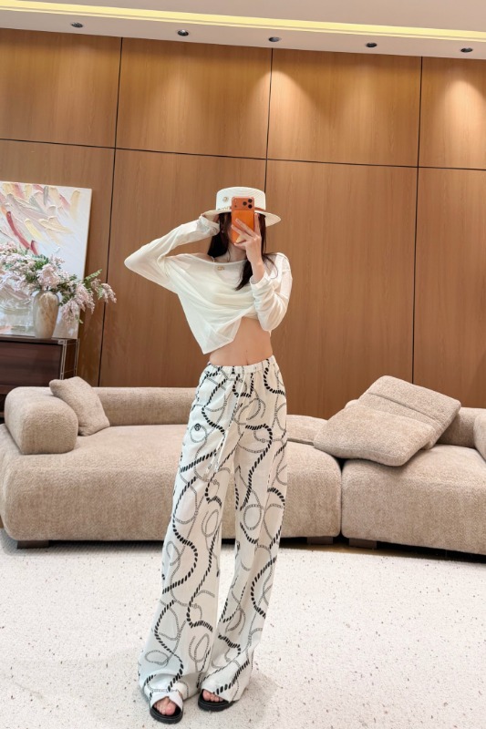 에르메스 26 봄여름 신상 팬츠