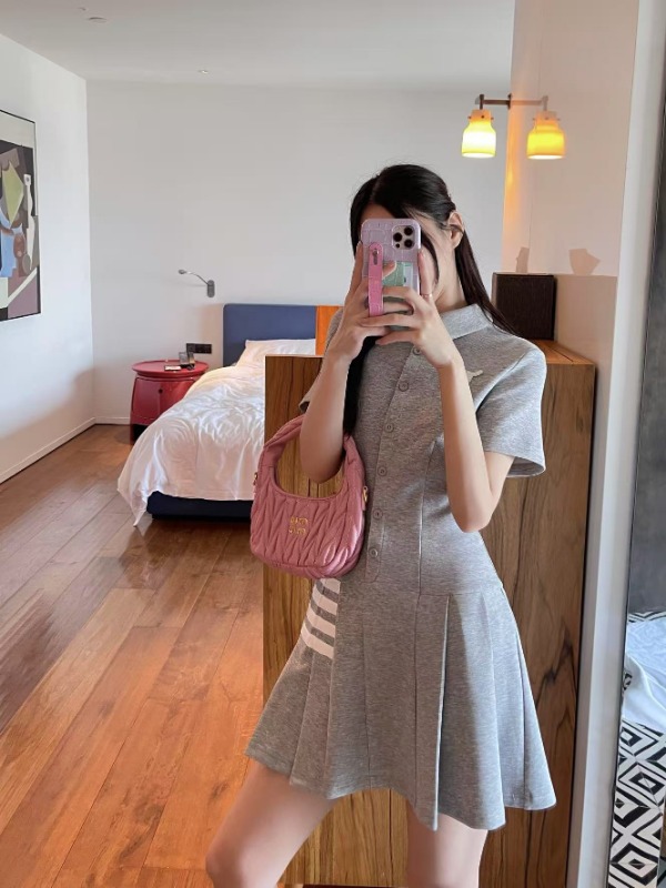 톰브라운 26 신상 반팔 원피스