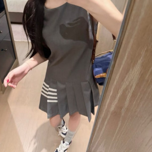 톰브라운 26 신상 민소매 원피스