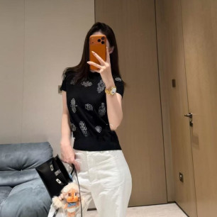 에르메스 26 이른 봄 신상 반팔