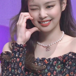 샤넬 신상🆕 진주 이니셜 목걸이
