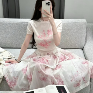 디올 26 플라워 나비 자수 니트 반팔