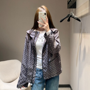 루이비통 26SS 이른 봄 신상 자켓