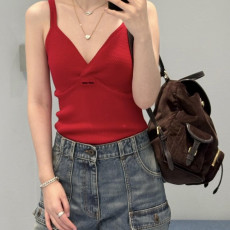 미우미우 26Ss 이른 봄 신상 민소매