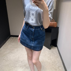 발렌티노 26SS 이른 봄 데님 스커트