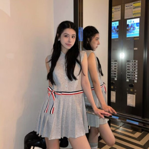 톰브라운 26 신상 민소매 원피스