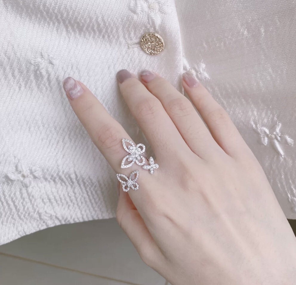 그라프 버터 플라이 링 💍