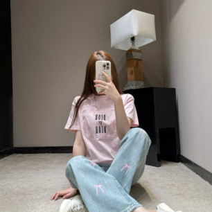 디올 26 봄여름 신상 자수 반팔 티