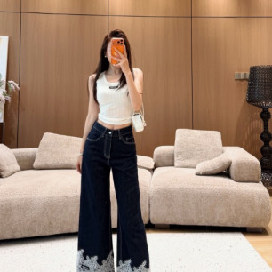 미우미우 2026 레이스 패치 데님 팬츠