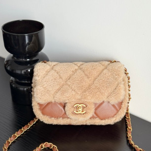 샤넬 F/W 클래식 스몰 테디베어 백
