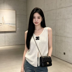 샤넬 봄 여름 신상 니트