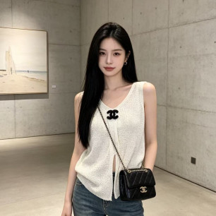 샤넬 봄 여름 신상 니트