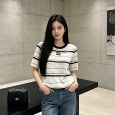 미우미우 봄여름 신상 니트 반팔