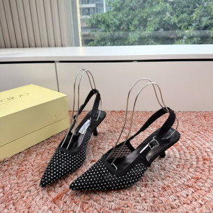 지미추 아멜 펌프스