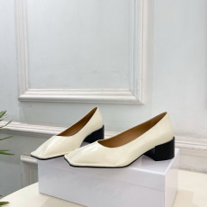 마르지엘라 26SS 신상 펌프스 4.5cm