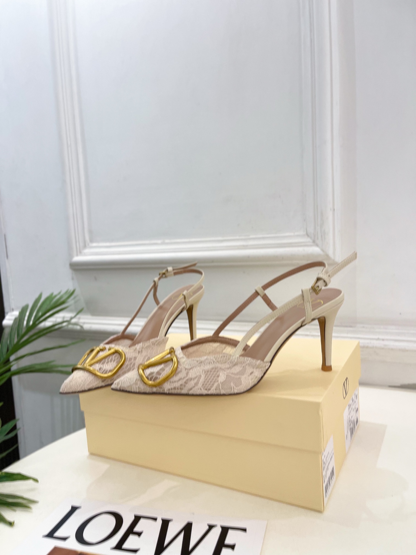 발렌티노 26SS 신상 슬링백 8cm