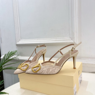 발렌티노 26SS 신상 슬링백 8cm
