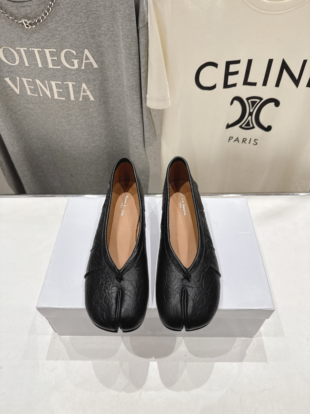 마르지엘라 26SS 신상 타비 발레 슈즈 3cm
