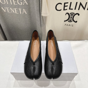 마르지엘라 26SS 신상 타비 발레 슈즈 3cm