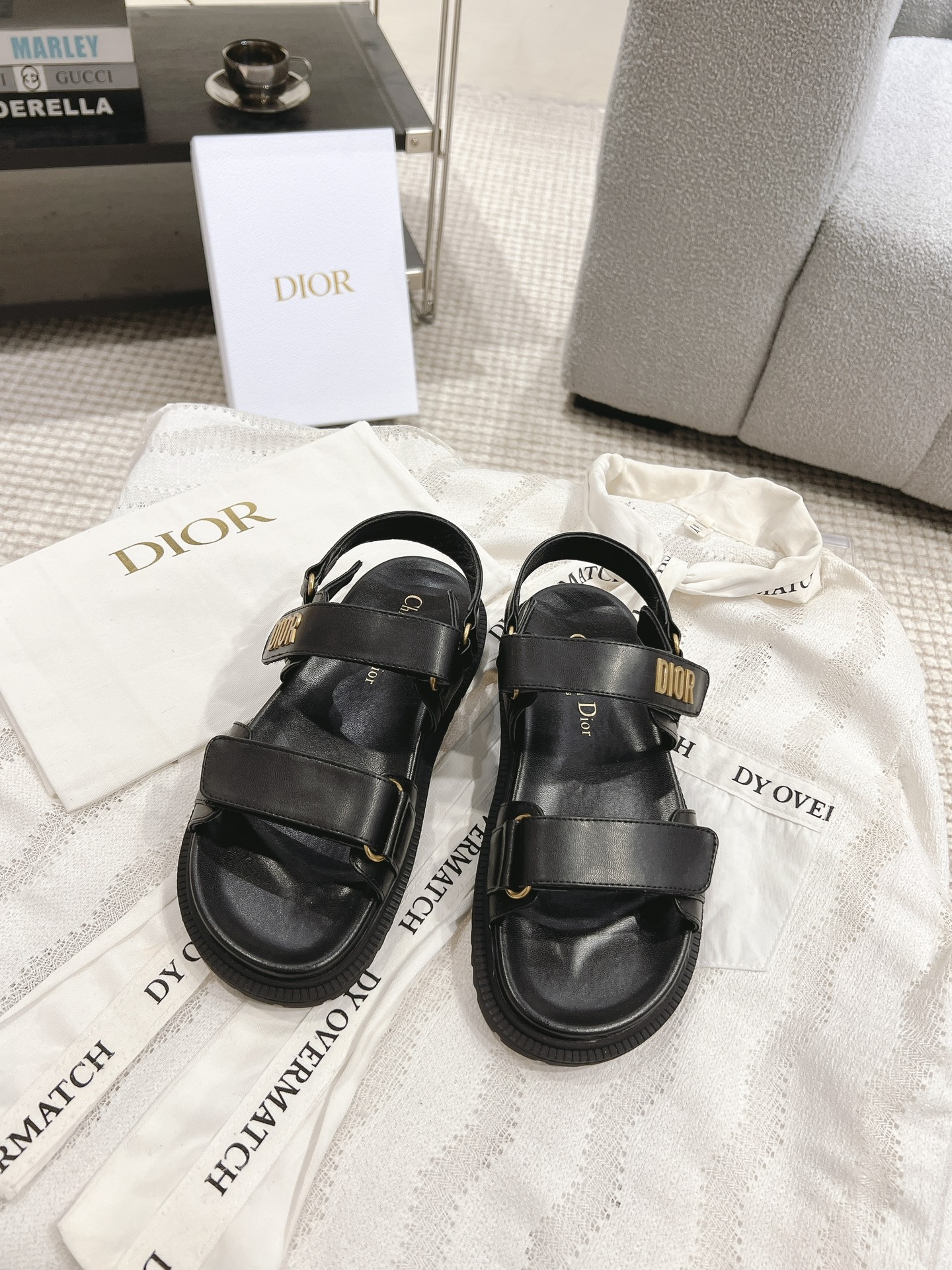 디올 Dioract 샌들