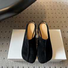 마르지엘라 26SS 신상 타비 힐 뮬 7cm