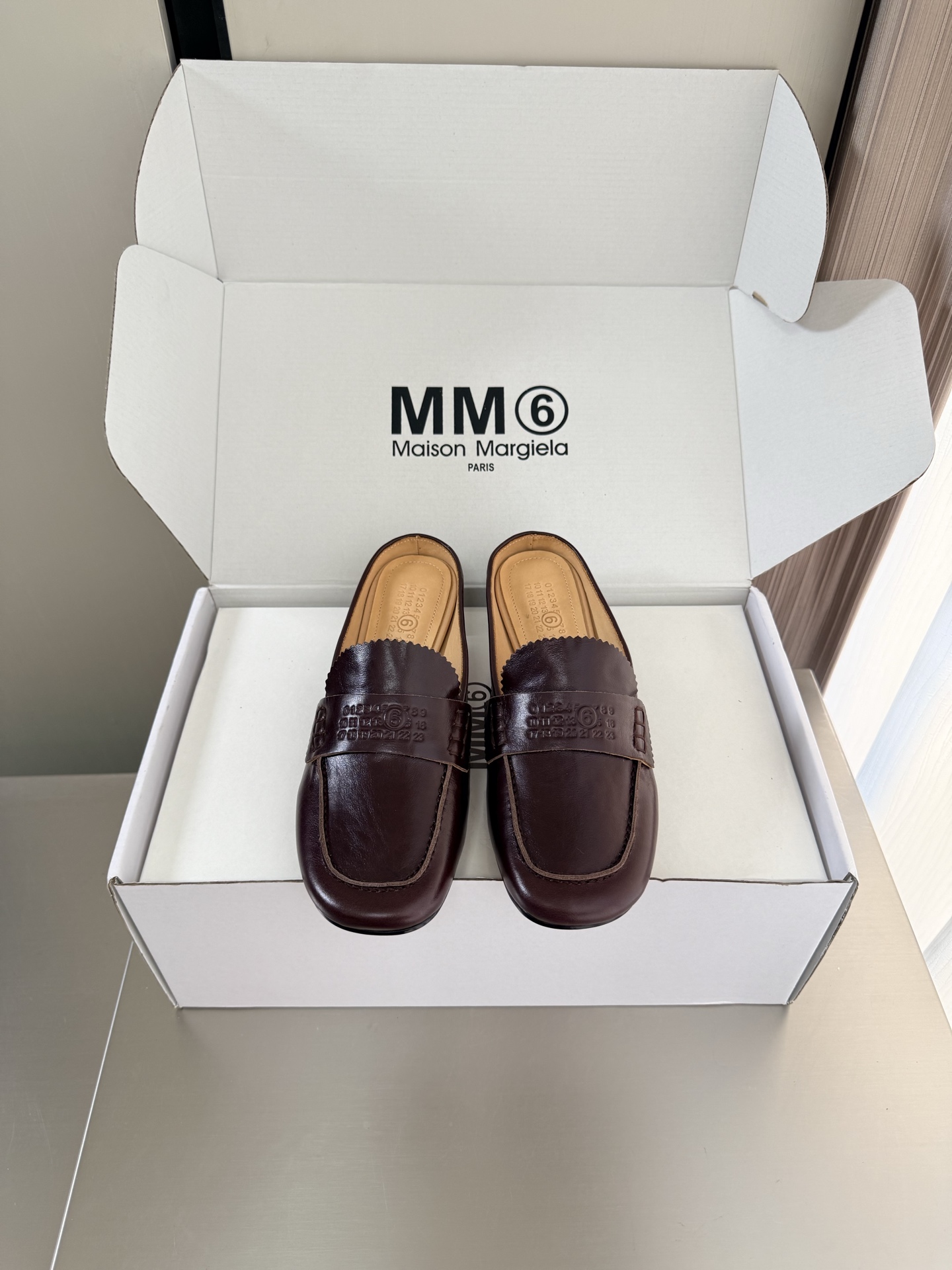 마르지엘라 미드힐 로퍼 뮬 3.5cm