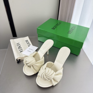 보테가베네타 체리 뮬 9cm