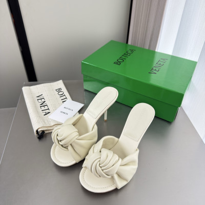보테가베네타 체리 뮬 9cm