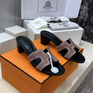에르메스 2026 봄 여름 Oran 힐 샌들 4.5cm