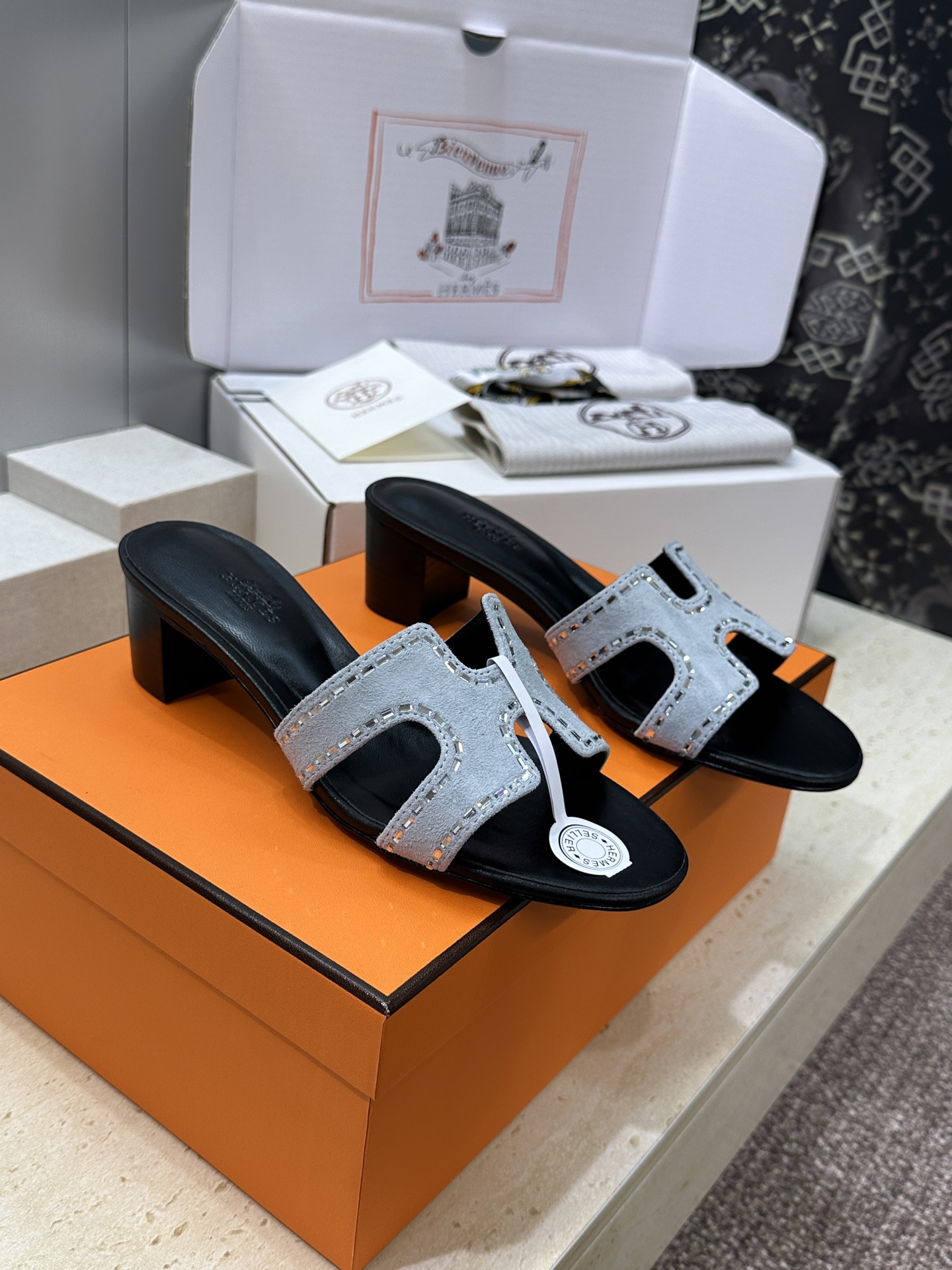 에르메스 2026 봄 여름 Oran 힐 샌들 4.5cm